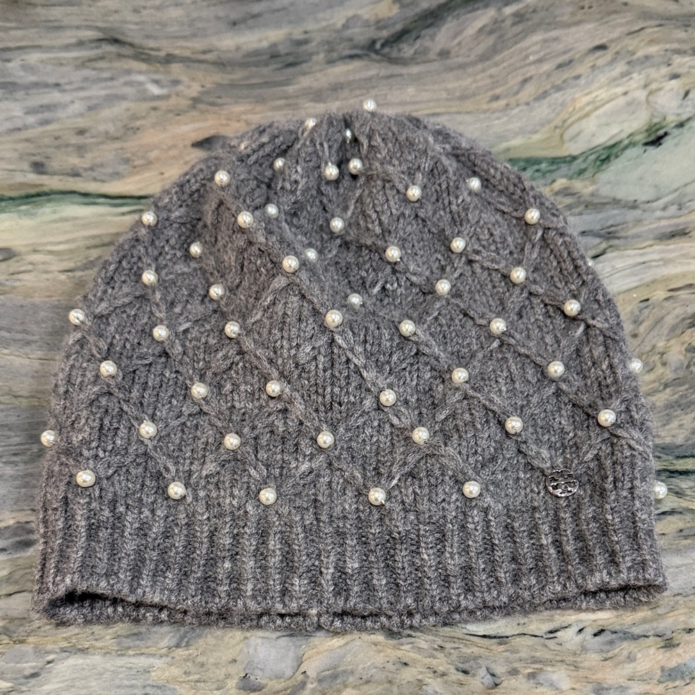 Tory Burch Gray Pearl-Embellished Knit Beanie